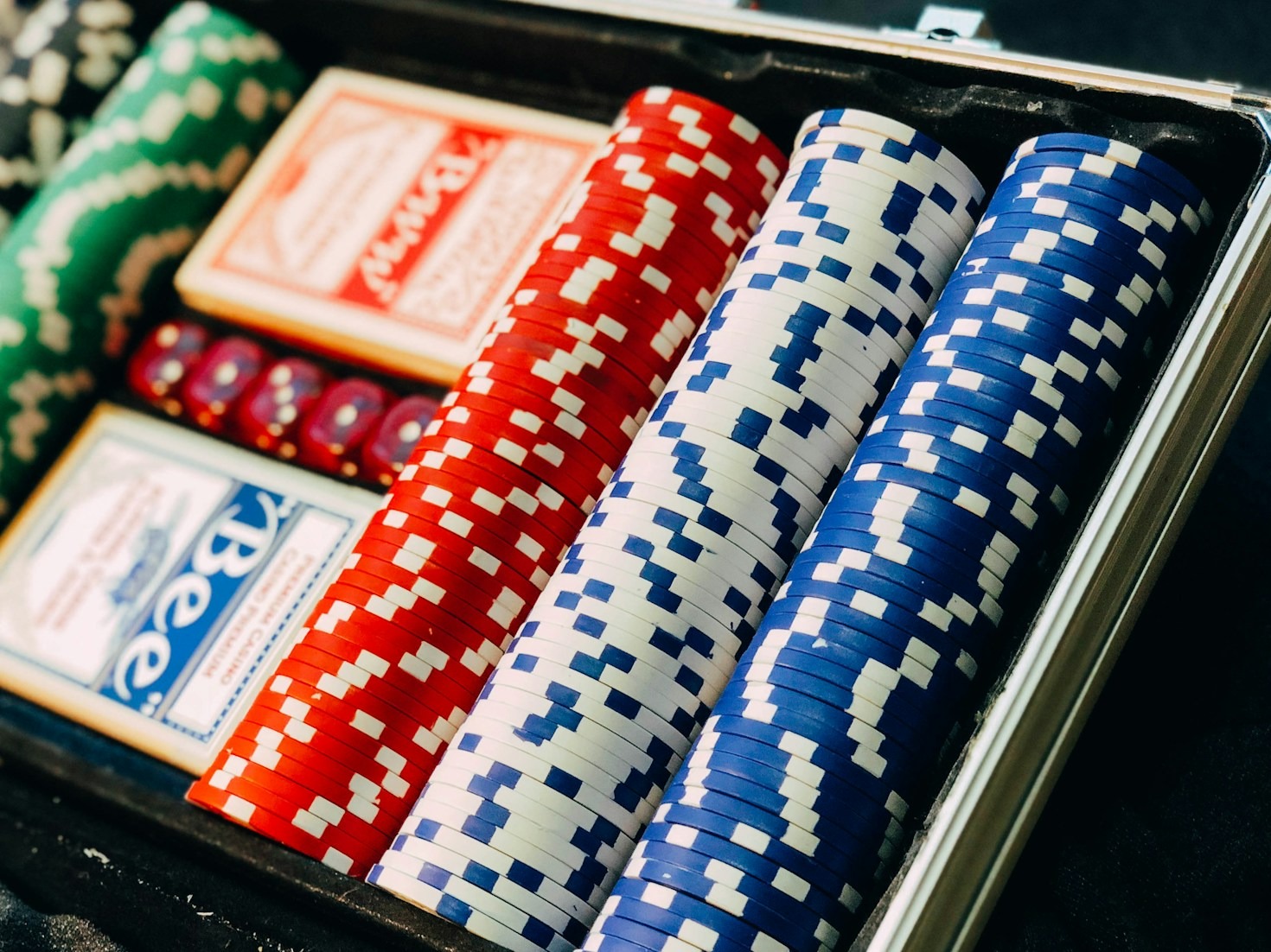 Mengapa Deposit Pulsa Sangat Diminati Pemain